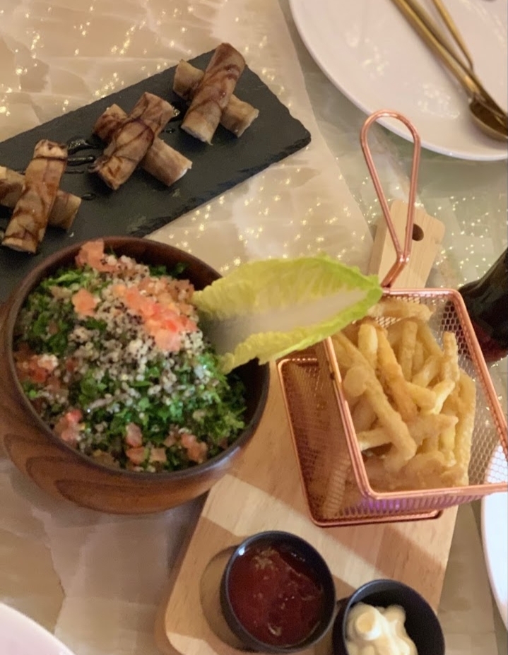 مطعم يرمين من افخم 10 مطاعم لبنانية في الرياض